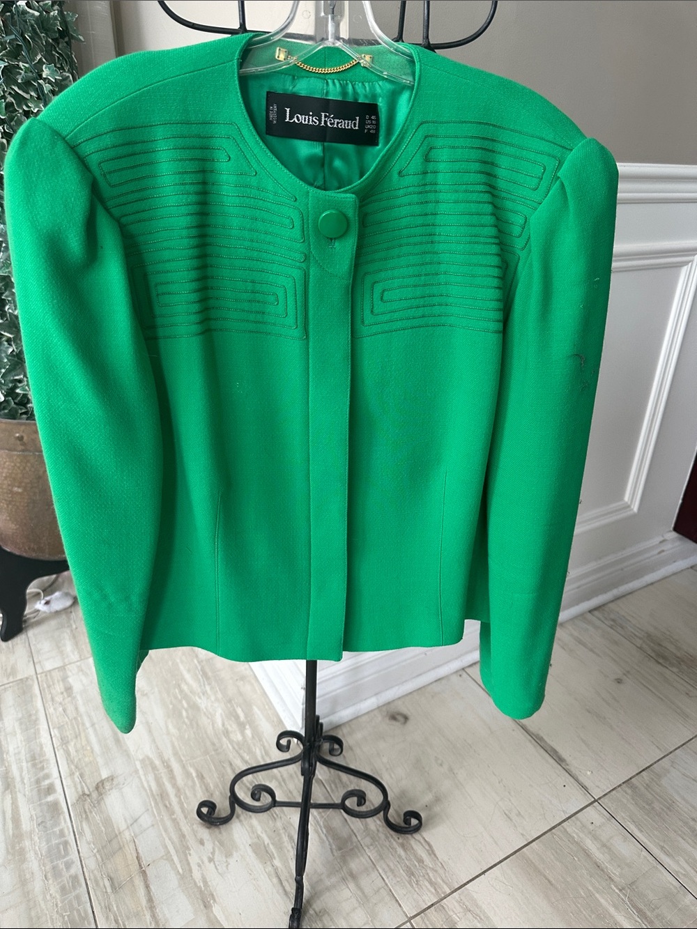 Louis Feraud Vibrant Green Structured Blazer made in Germany